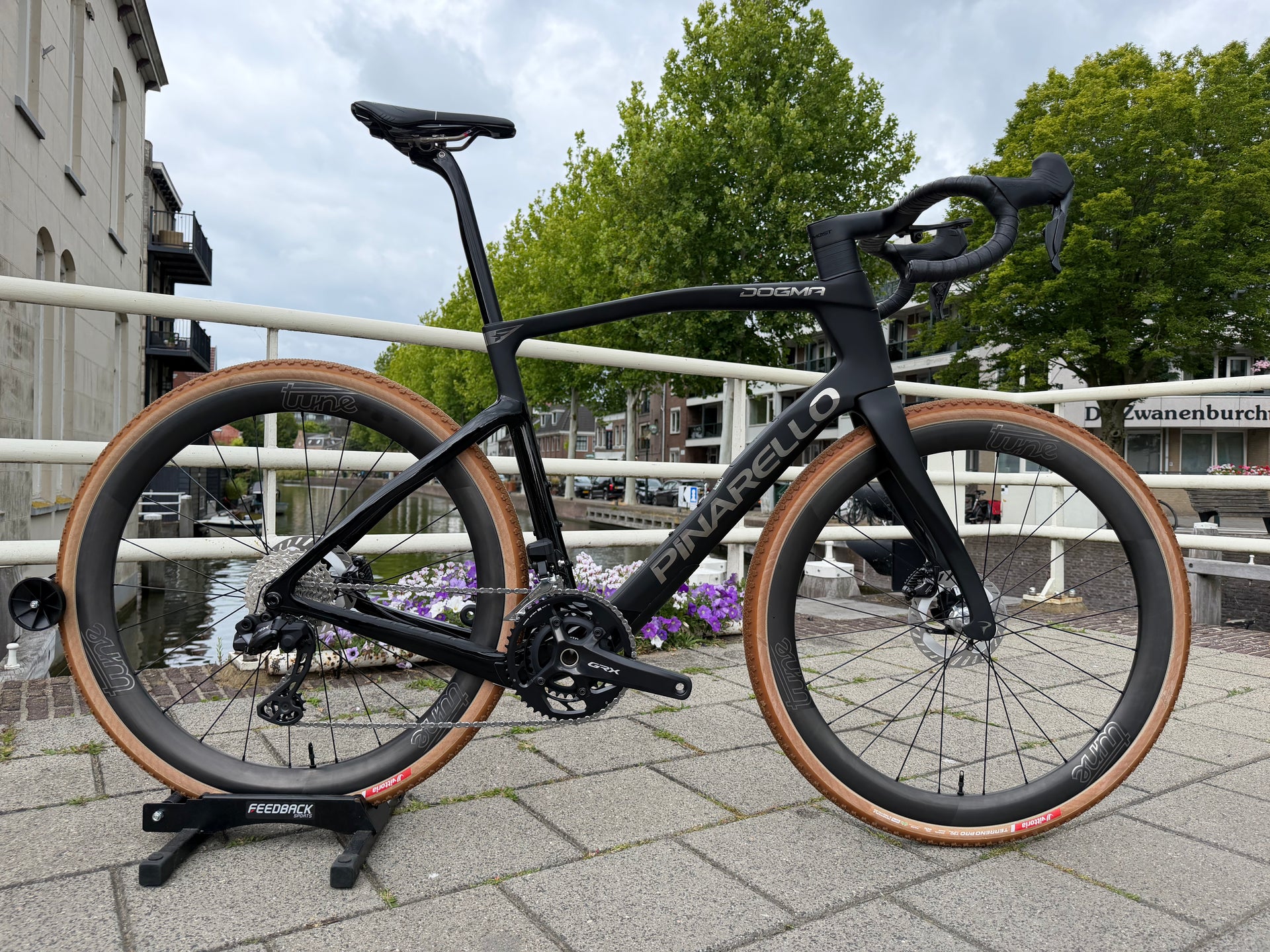 Pinarello Dogma GR Custom Gravelbike